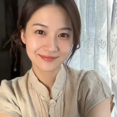 孔达英